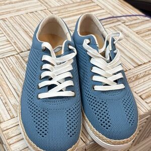 Revitalign Blue mesh Sneakers with White Laces